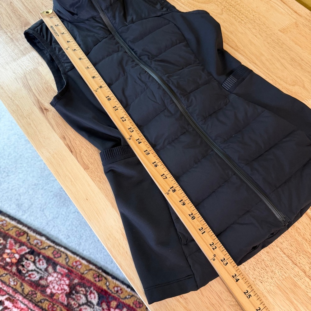 Lululemon Down For It All Vest Black Size 2 Running Puffer Quilted Vest - Picture 7 of 9